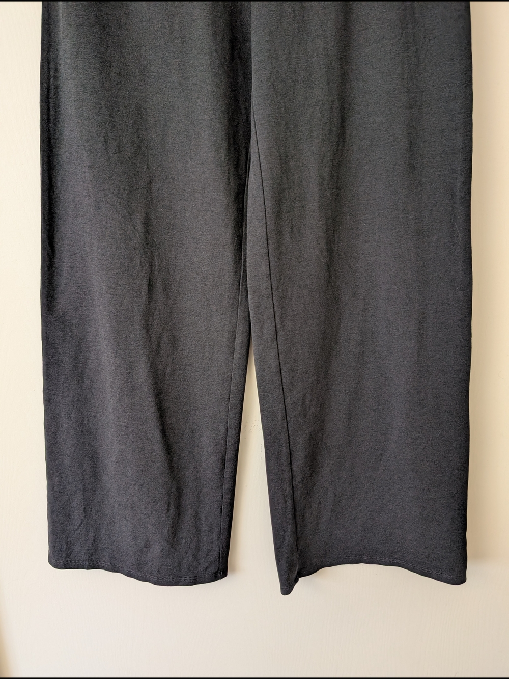 Vuori Womens Small Halo Essential Wide Leg Pants Black Athleisure Activewear - Picture 2 of 8